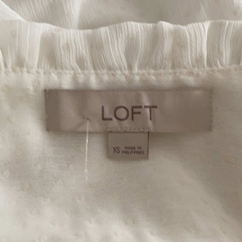 NWOT Loft White Textured Blouse - Picture 8 of 9